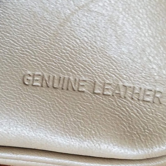 NWT Jones New York Genuine Leather Taupe Purse - Picture 7 of 7